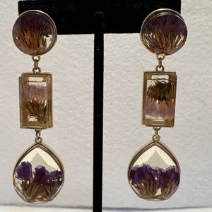 Flowers preserved in resin earrings